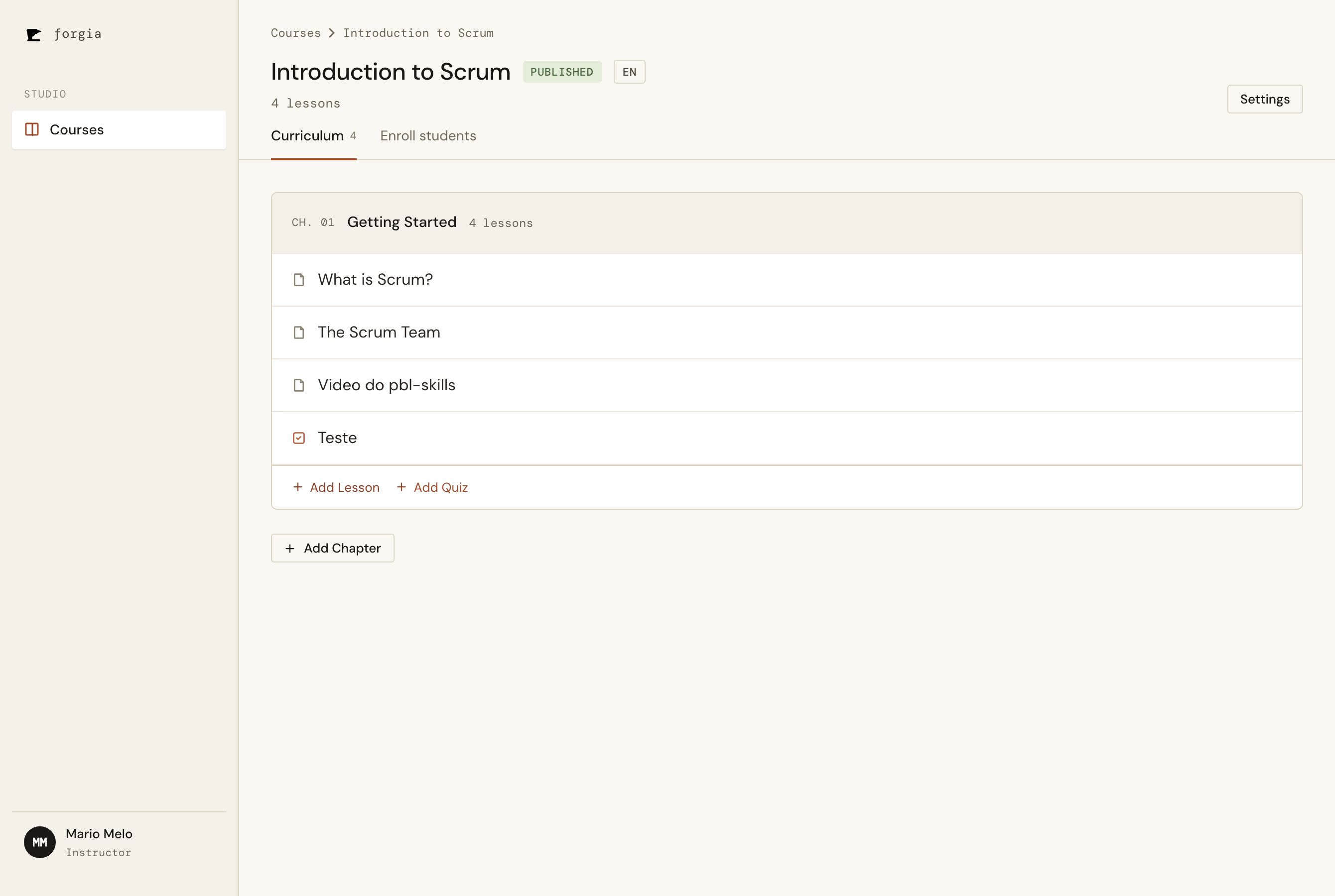 Course curriculum with the Enroll students tab