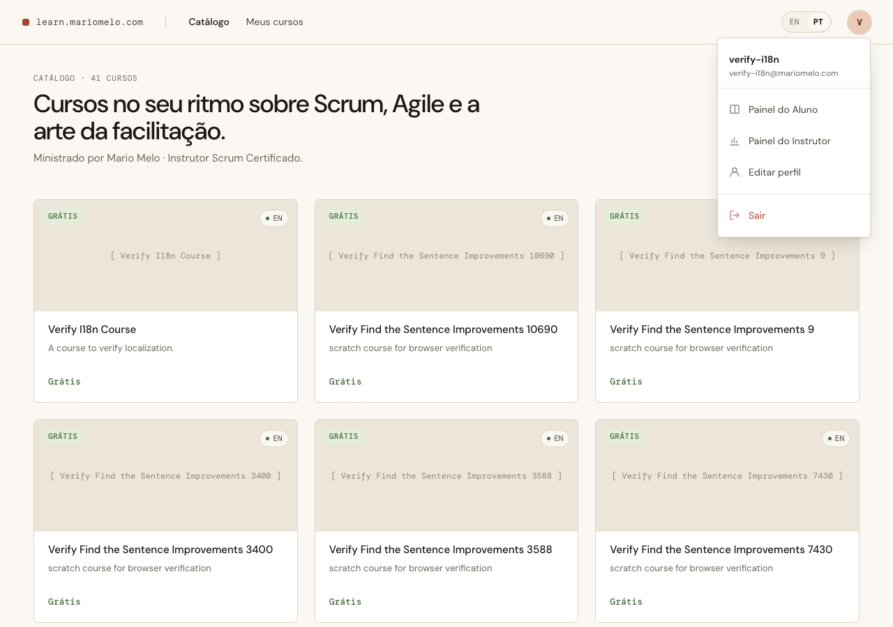An Instructor&rsquo;s dropdown: both dashboards, in Portuguese